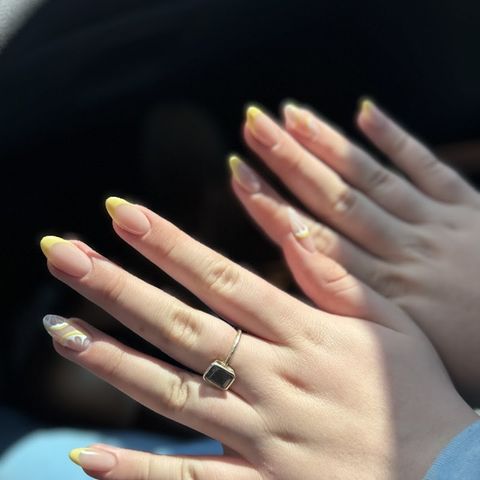 Vo nail spa, nail salon in Jacksonville, NC